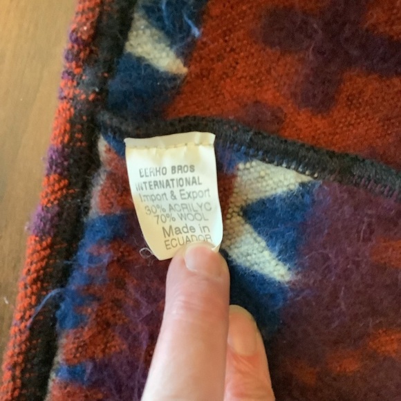 Vintage-Inspired Hooded Knit Jacket – Southwest Aztec Pattern (Medium) - Picture 5 of 10